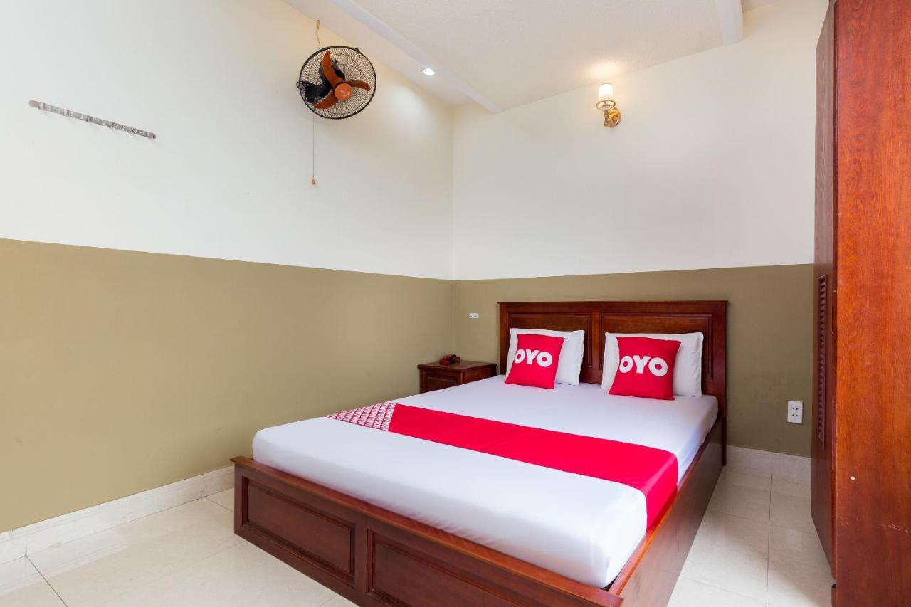 Oyo 424 Minh Anh Hotel Thành Pho Ho Chí Minh Esterno foto
